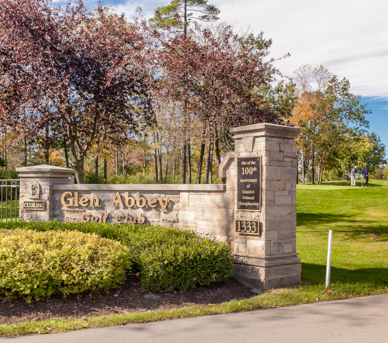 Glen Abbey Gold Club sign